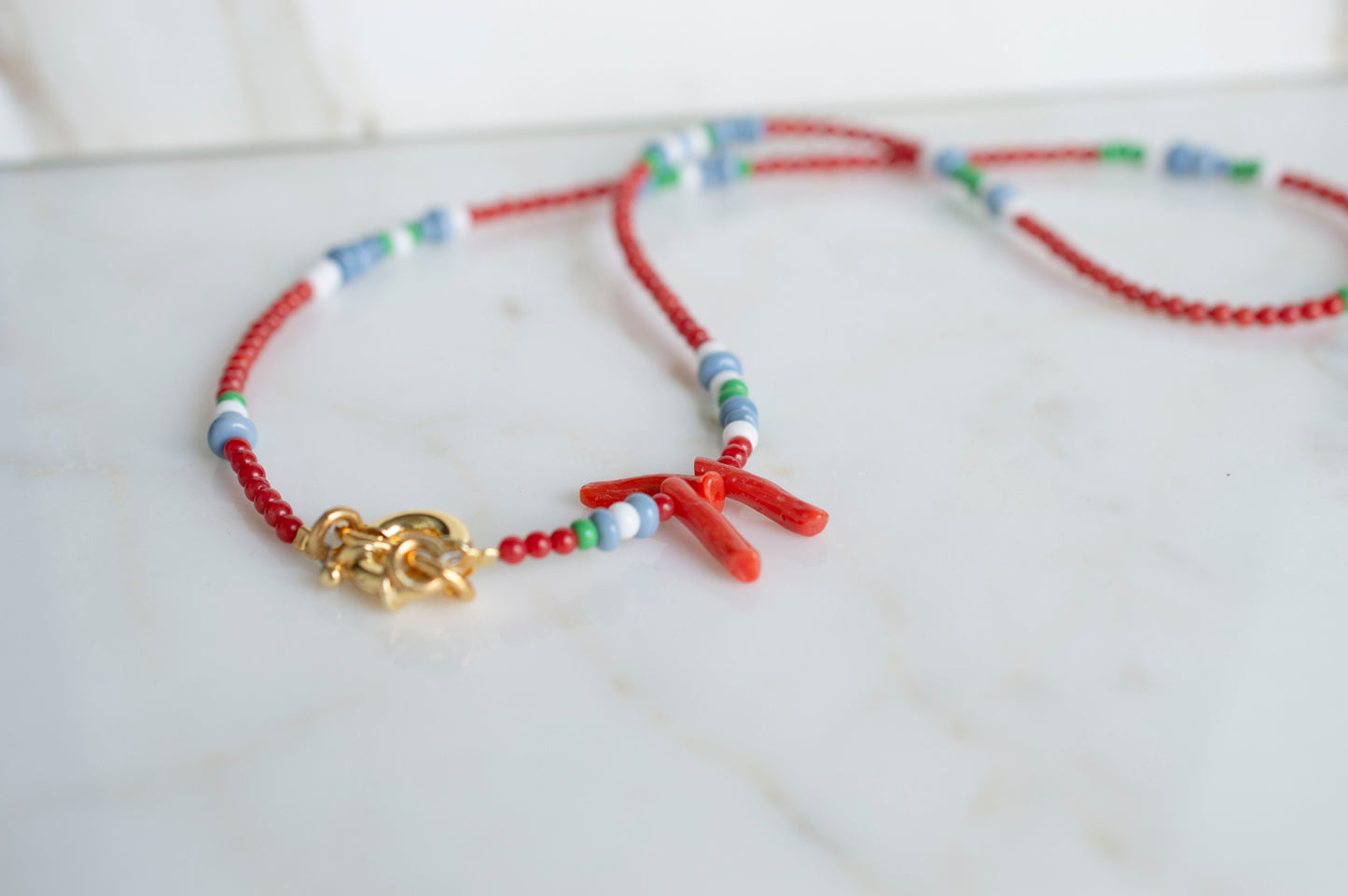 Collana Perline Corallo e Giada Azzurra