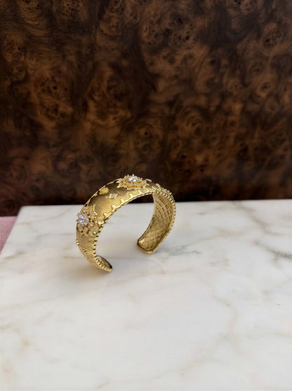 Bracciale rigido