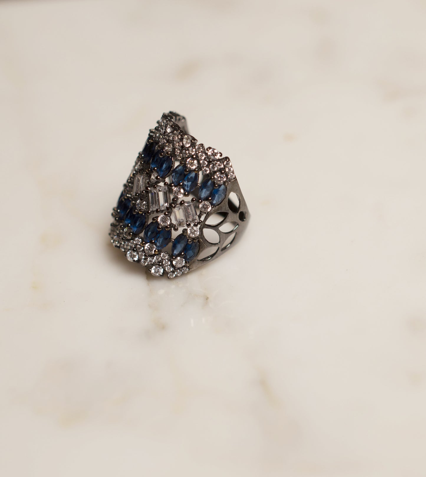 Anello