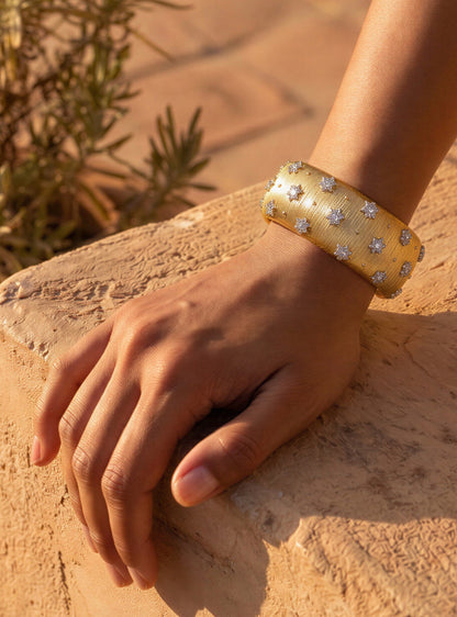 Bracciale rigido