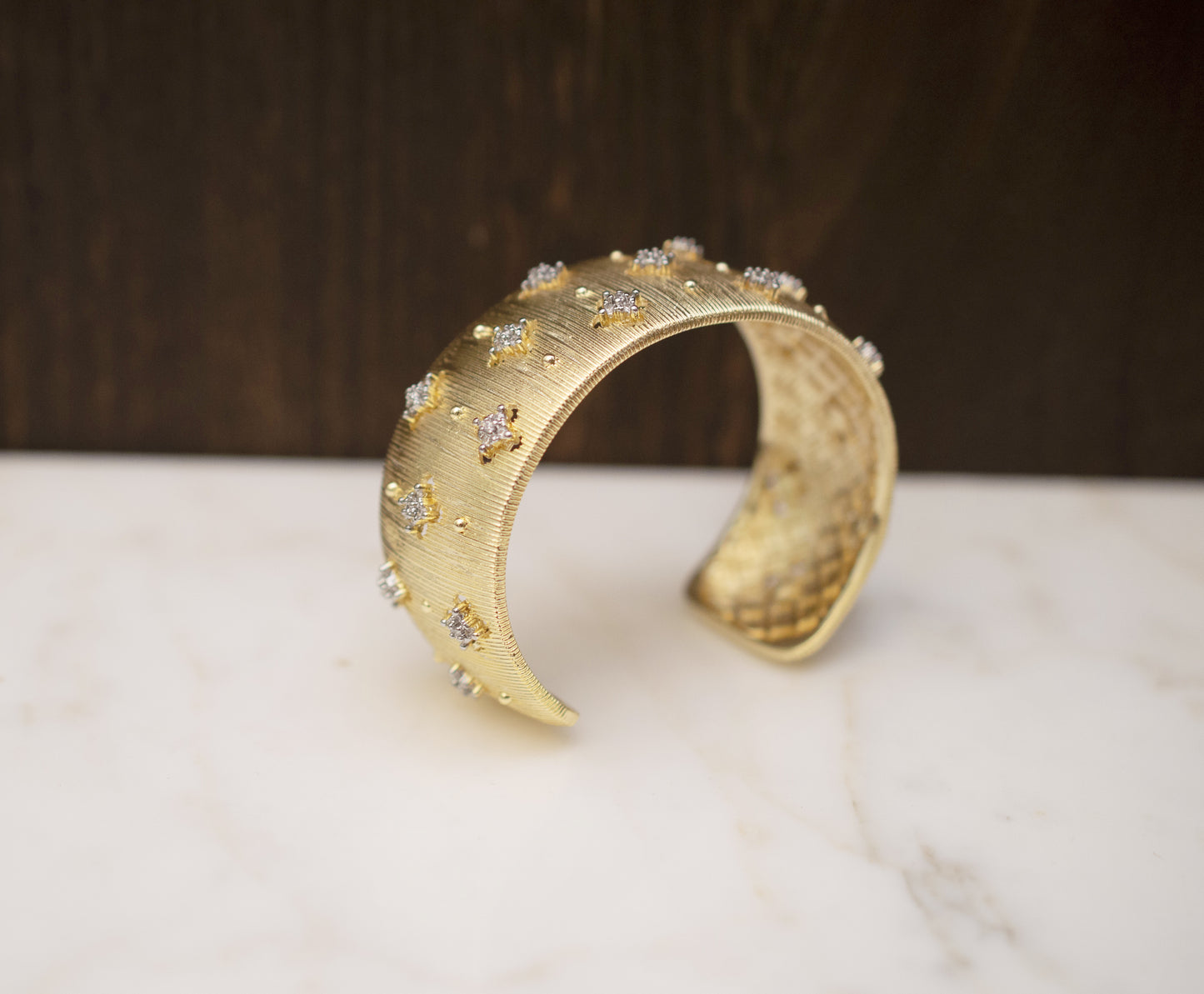 Bracciale rigido